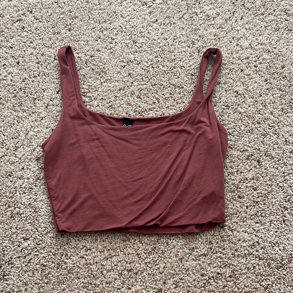 Windsor Maroon Crop Top - Picture 2 of 5
